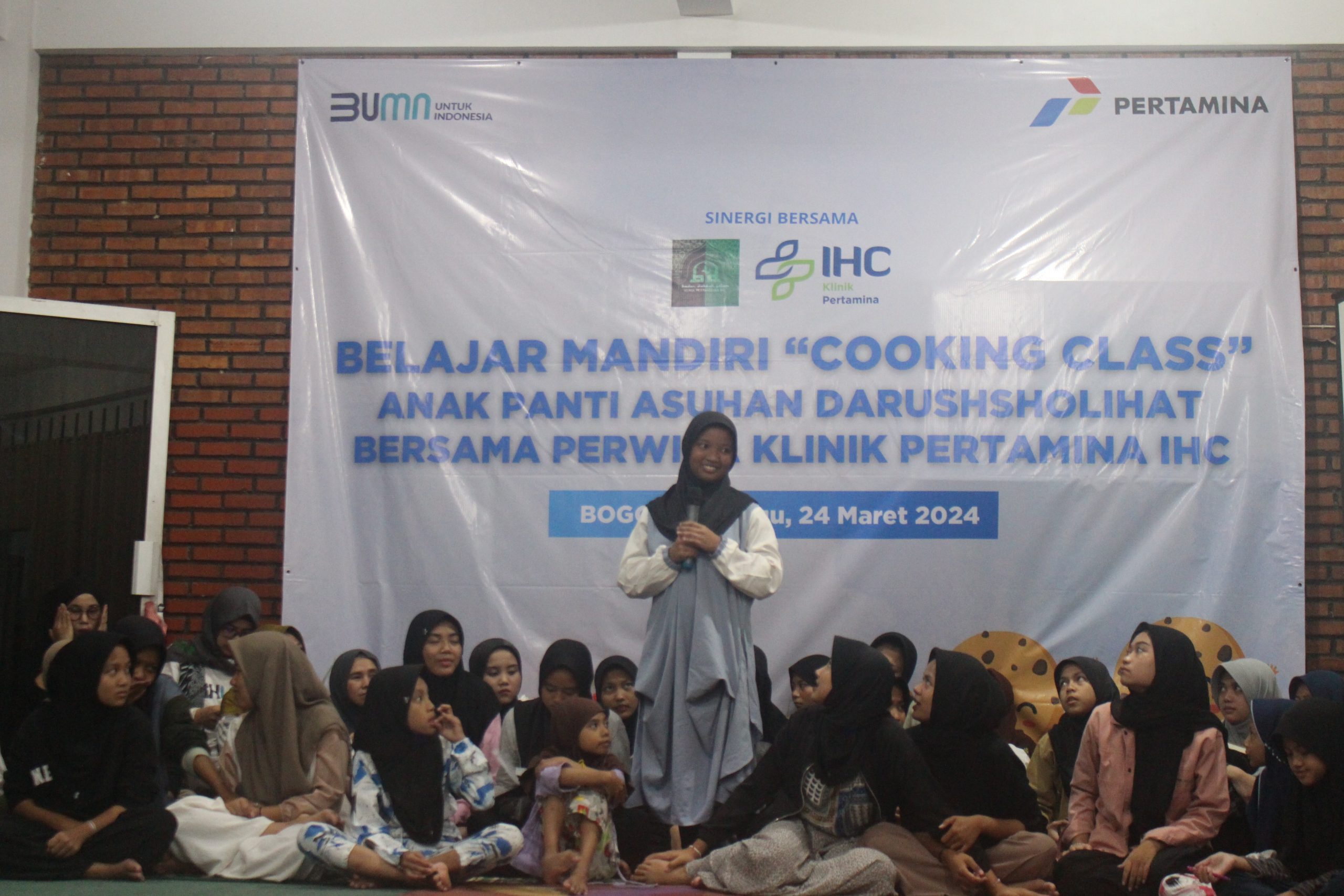 CSR “Belajar Mandiri” Cooking Class Anak Panti Asuhan Darushsholihat Sinergi PT Pertamina (Persero), BDI dan Klinik Pertamina IHC